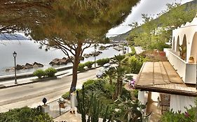 Maria Terzita Holiday Houses